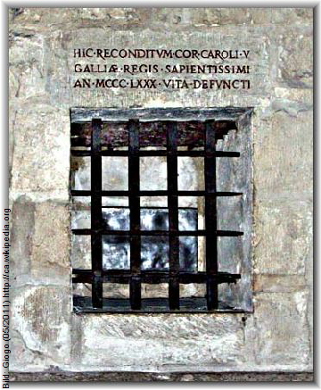 Bild: Giogo (05/2011) http://ca.wikipedia.org