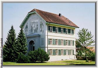 Photos: Roland Zumbhl