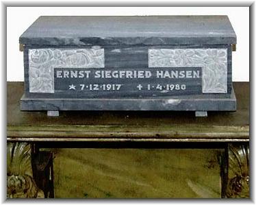 Bilder:  Finn Halling Larsen (06/2017)