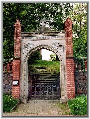 Bilder: Hanns-Eckard Sternberg (2004)
