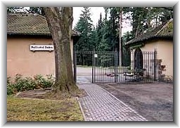 berlinwaldfriedhofhuettenweg