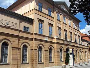 Wohn- und Bürohaus Bertuchs, heute Stadtmuseum