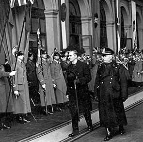chamberlain_mussolini_bd